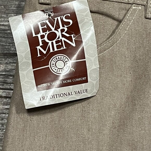 VTG NWT Levi’s Signature Action Jeans 38x29 Skosh More Room Cotton Blend Tan NWT - Picture 2 of 8